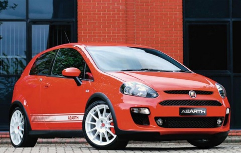 Abarth Grande Punto Evo anticipo La renovaci n de toda la gama del Fiat 