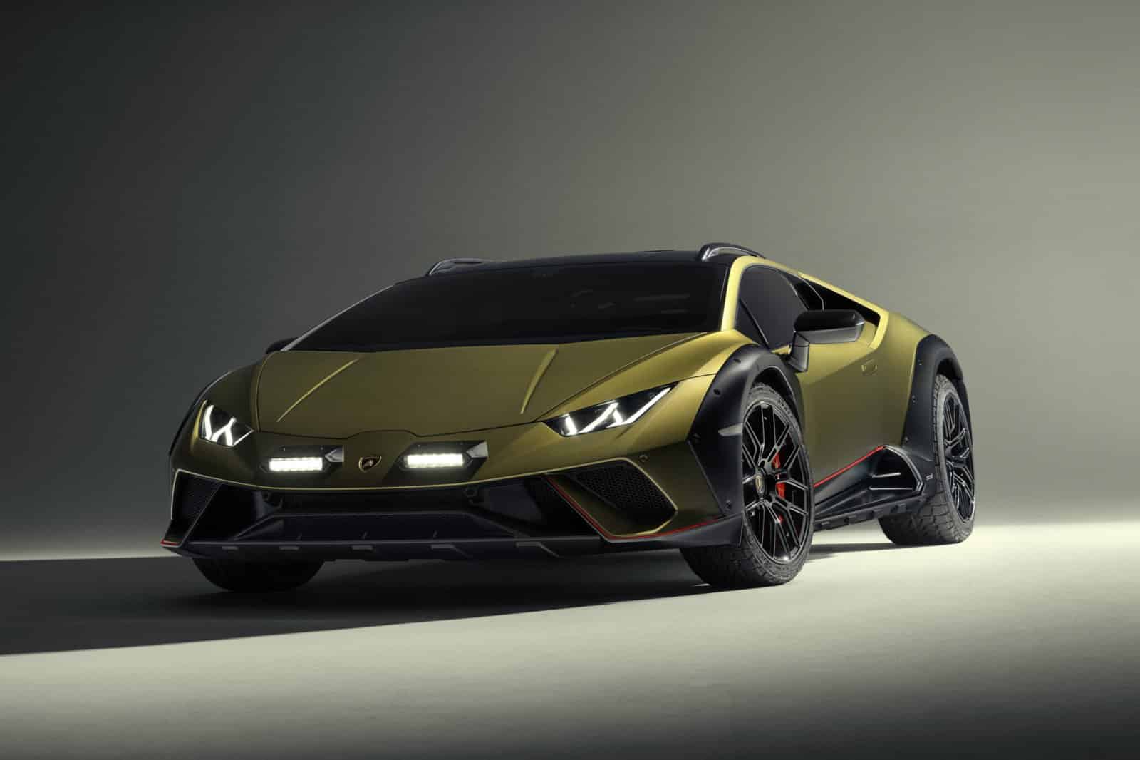 Lamborghini-Huracan-Sterrato-2023-5