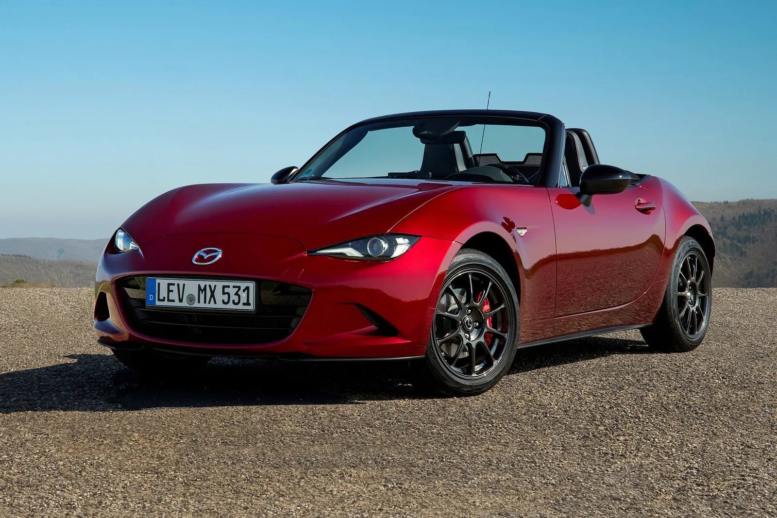 Mazda confirma el mx 5 electrico y lanza una promesa que parecia imposible pesara lo mismo que el actual 2