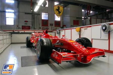 Ferrari presenta el F2007