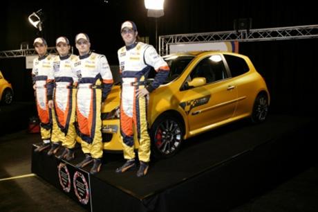 Renault Clio F1 Team R27