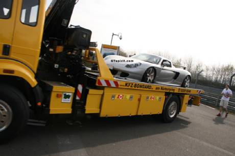 Carrera GT, herido de gravedad en Nürburgring