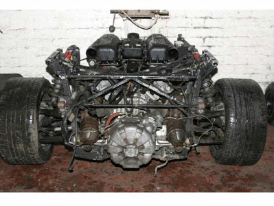 Nissan Sunny Ferrari 355 V8