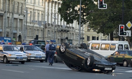 Dolor: BMW 335i "mirando al cielo"