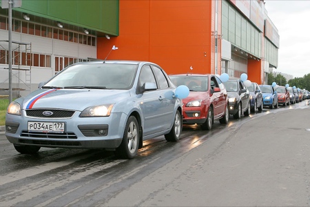 Inédito: 200 Ford Focus reunidos para celeberar una boda