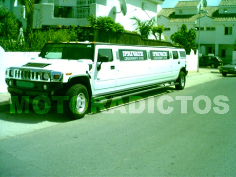 Hummer H2 limusina avistado en Marbella