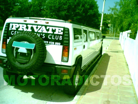 Hummer H2 limusina