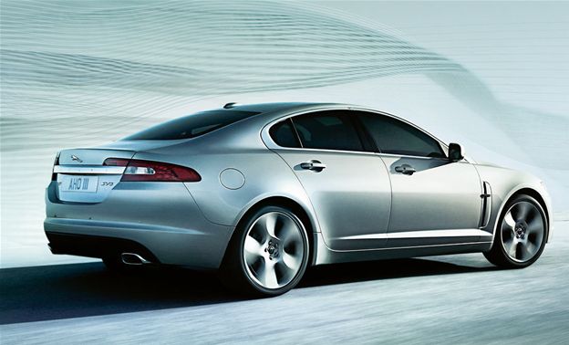 Jaguar XF, información e imágenes