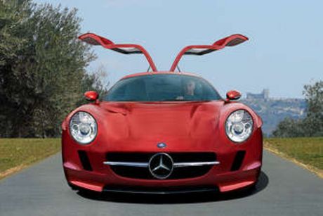 Diseño del Mercedes 300 SLC