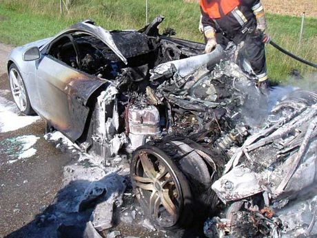 Audi R8 quemado