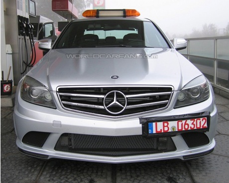 Mercedes C 63 AMG Pace Car de la DTM, cazado