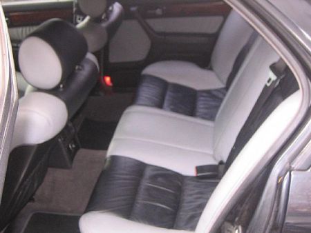 BMW 740i réplica