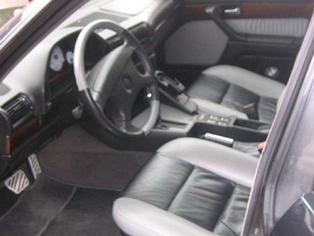 BMW 740i réplica