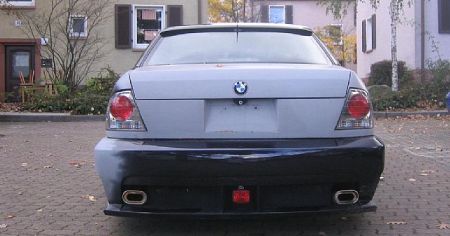 Réplica de un BMW Serie 7 E55 sobre un Serie 7 E32