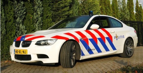 BMW regala un M3 coupé a la policía holandesa