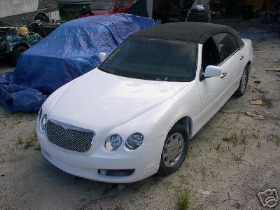 Réplica de Bentley Continental basado en un Lincoln Town Car