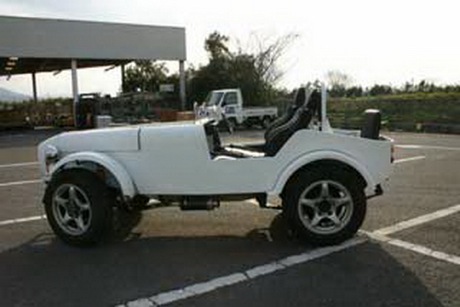 Réplica del Lotus Super Seven utilizando un Suzuki Samurai