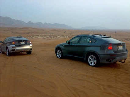 Dos BMW X6 de producción cazados en el desierto
