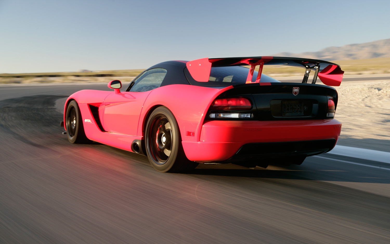 Dodge Viper SRT10 ACR, el coche de carreras multiusos