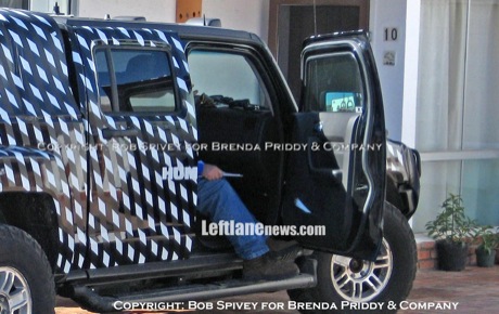 Hummer H3T Pickup