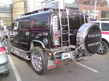 Hummer H2 "o te quitas o te quito"