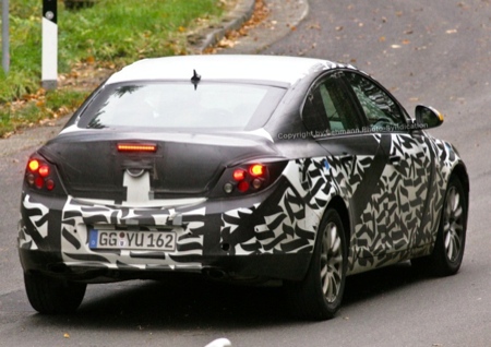 Foto espía del interior del nuevo Opel Vectra