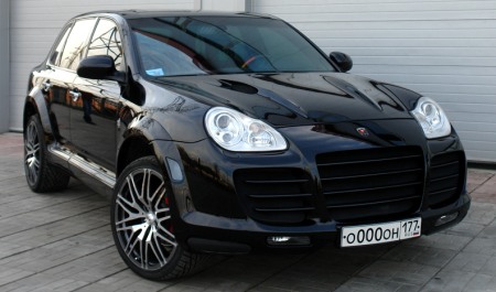 Porsche Cayenne Turbo "Edición cannabis"