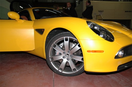 Alfa Romeo 8C en amarillo /></p> <p align=