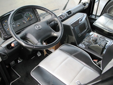 Mercedes Unimog U500 Black Edition