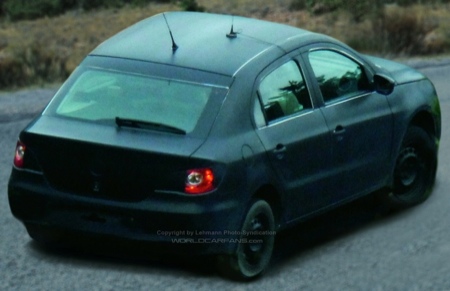 Más fotos espía y recreaciones del nuevo Volkswagen Polo