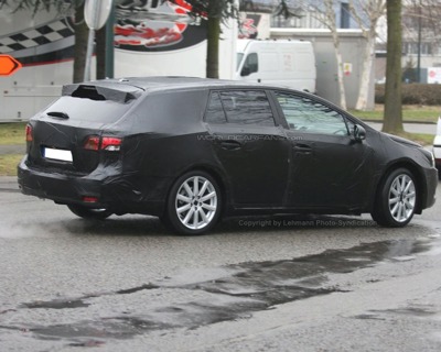 Toyota Avensis familiar