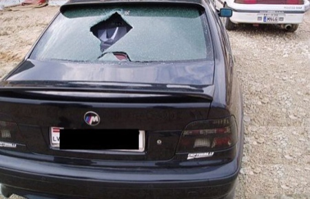 La pieza voladora que atravesó un BMW Serie 5 E39