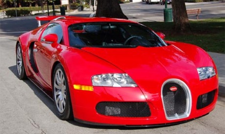 Bugatti Veyron en rojo