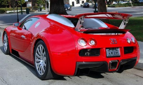 Bugatti Veyron en rojo