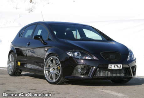 Seat Leon Cupra y VW Golf GTI por OC Tuning