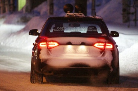 En la nieve: nuevo Audi S4, ¿vuelve el V6 Twin-Turbo o no?