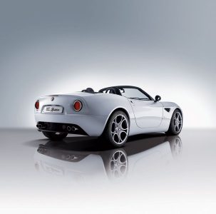 Alfa 8C Spider de producción, imágenes oficiales del pre-salón de GInebra