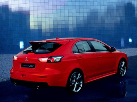 Mitsubishi Lancer Prototype-S, primeras fotos del Lancer Ralliart hatchback