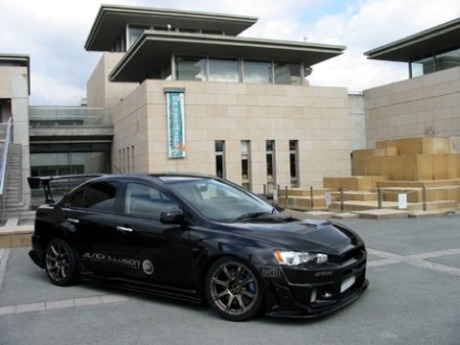 Mitsubishi Evo X Black Illusion por Sequential