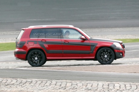 Black in red: Mercedes GLK, prototipo de producción en rojo
