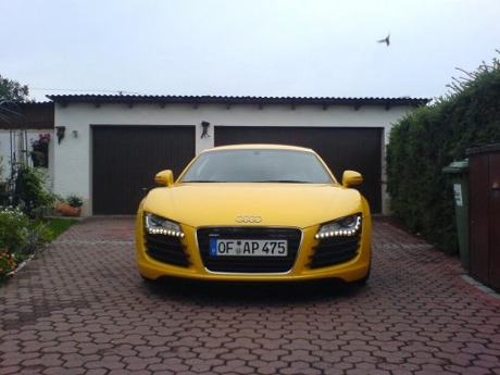 Audi S5 y R8 en Amarillo Ímola