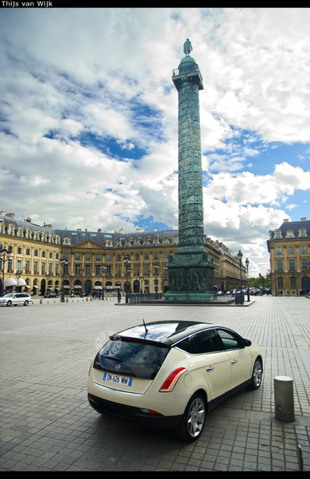 El nuevo Lancia Delta, cazado en París