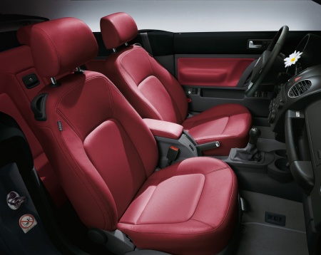 Volkswagen New Beetle Cabrio Red Edition