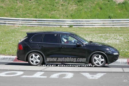 El mini Cayenne se pasea por Nurburgring