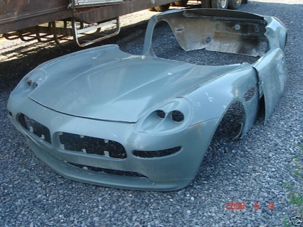 Transformando un BMW Z4 en un BMW Z8 (estéticamente)