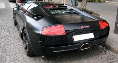 Lamborghini Murciélago negro mate e interior ¡rosa!