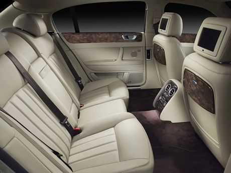 Bentley presenta el Flying Spur 2009 y el Flying Spur Speed