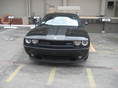 Jay Leno recibe el primer Dodge Challenger SRT8