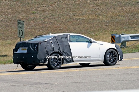Nuevas fotos espía del Cadillac CTS-V Coupé