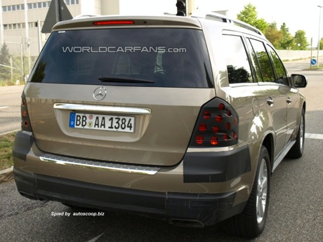 Fotos espía del rediseñado Mercedes GL